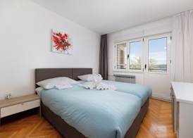 Villa Okruk-10 meters away from the beach 2