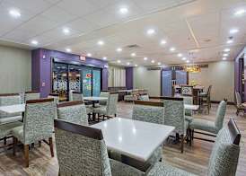 Hampton Inn Cullman 4