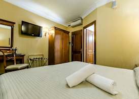 Luxury Rooms H 2000 Roma 5