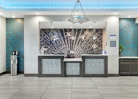 Best Western Plus Waller Hotel 3