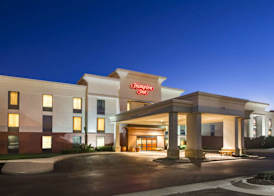 Hampton Inn Dubuque 2