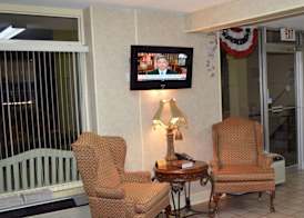 Super 8 by Wyndham Tifton 5