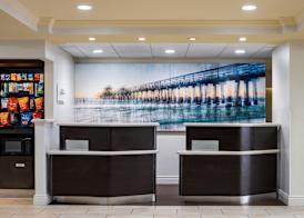 Courtyard by Marriott - Naples 3