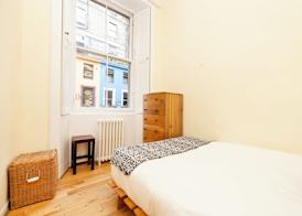 JOIVY Diagon Alley Apartment 3