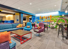 Tru By Hilton Comstock Park Grand Rapids, MI 5