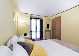 Nizza Studio Apartments 4