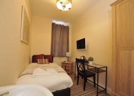 Gail’s Guest House 3