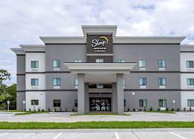 Redwood inn & Suites Crosby 3