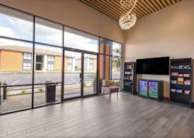 Ramada by Wyndham Studio Suites Dothan 4
