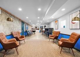 Nine20 Collins Apartments by Lowkl 5