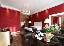 Locanda Leon Bianco on the Grand Canal 4