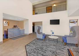 Quality Inn Chesterton near Indiana Dunes National Park I-94 2