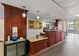 Comfort Inn & Suites Lakeland North I-4 4