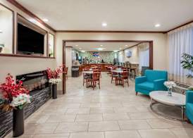 Baymont by Wyndham Grand Rapids Airport 4