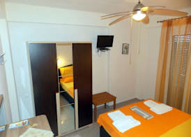 Nikos Apartments 2