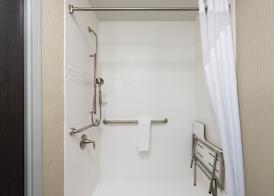 Holiday Inn Express & Suites NORMAN by IHG 4