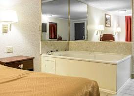 Rodeway Inn Madison Heights - Detroit 5
