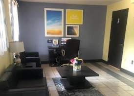 Days Inn by Wyndham Lake City I-10 2
