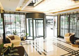 Sky Hill Hotel 4