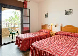 LABELLA - Hostal Rural Restaurante 4