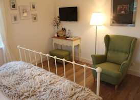 ROSENHILL B&B 3