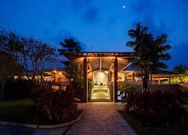 Indura Beach & Golf Resort Curio Collection By Hilton 2