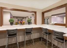 Microtel Inn & Suites by Wyndham 3