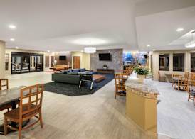 Endeavor Inn & Suites, Trademark Collection by Wyndham 4