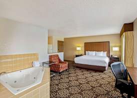 La Quinta by Wyndham Las Vegas RedRock/Summerlin 5