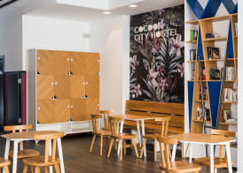 Cocoon City Hostel 4