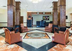 Clarion Hotel Somerset - New Brunswick 3