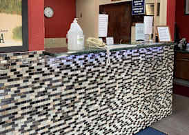 Travelodge by Wyndham La Porte/Michigan City Area 4