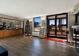 Econo Lodge 2