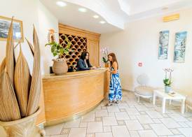 Hotel Villa Ireos 2