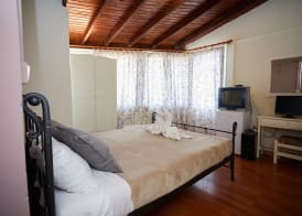 Aegean Sea Rooms 4
