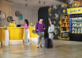 YELLO Hotel Harmoni 3