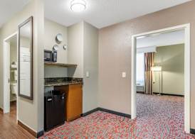 Comfort Inn & Suites North Charleston - Northwoods 3