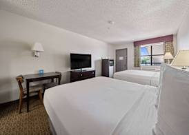 Days Inn by Wyndham Round Rock 5