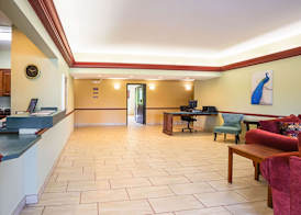 Econo Lodge Inn & Suites Ripley 2