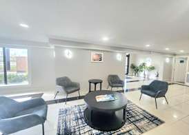 Days Inn by Wyndham Houston 2