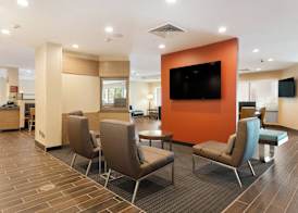 TownePlace Suites by Marriott Greensboro Coliseum Area 3