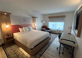 Best Western Plus Rose City Conference Center Inn 4