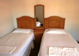 Vicmor Court 35 - Apartment 3