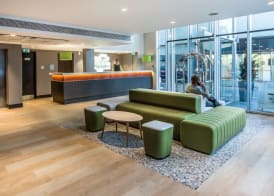 Holiday Inn LONDON - CAMDEN LOCK by IHG 2