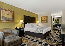 Best Western Windsor Suites 4