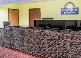 Days Inn & Suites by Wyndham Casey 3