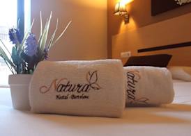 Hostal Live Natura Barcelona 3