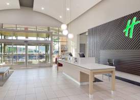 Holiday Inn & Suites PHOENIX AIRPORT by IHG 2
