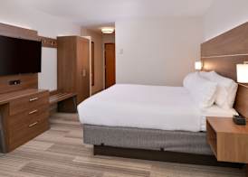 Holiday Inn Express & Suites PARKERSBURG - MINERAL WELLS by IHG 3