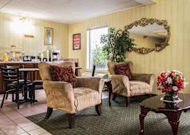 Econo Lodge Inn & Suites Lugoff 5